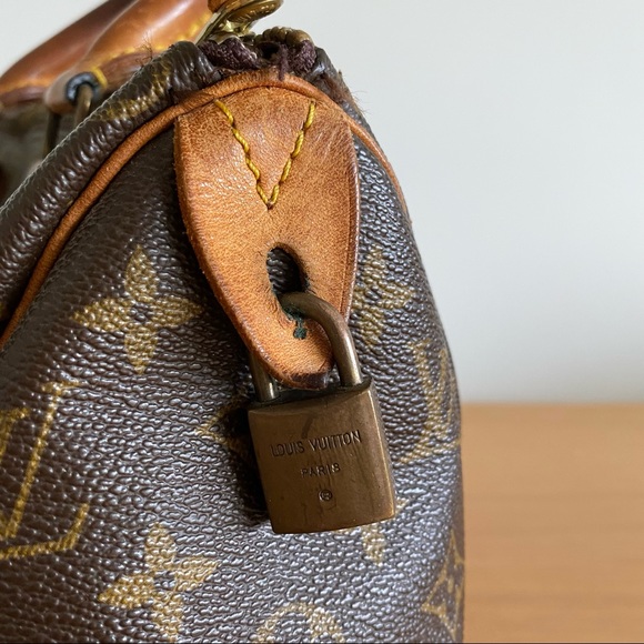 Louis Vuitton Monogram Speedy 25, 100% Authentic - Picture 3 of 15